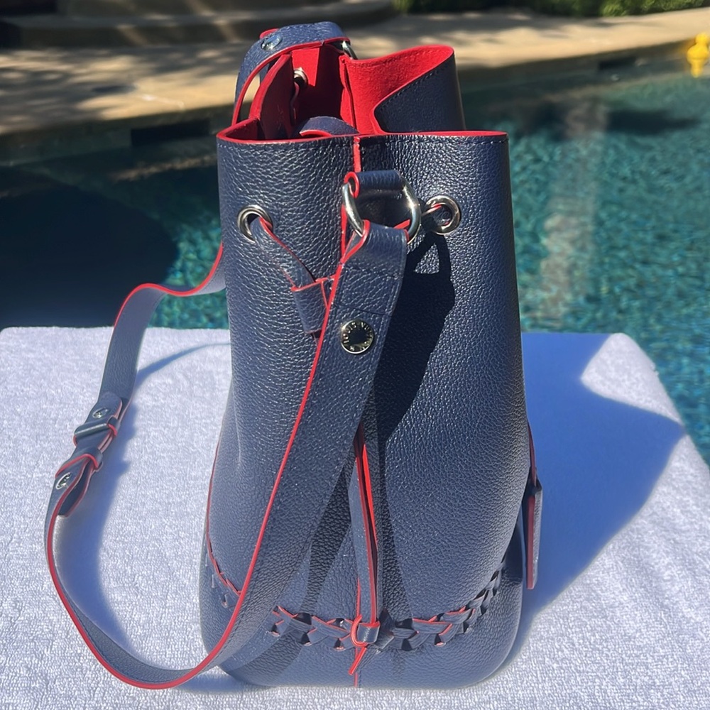 Louis Vuitton Lockme Braided Bucket Bag - Picture 7 of 17